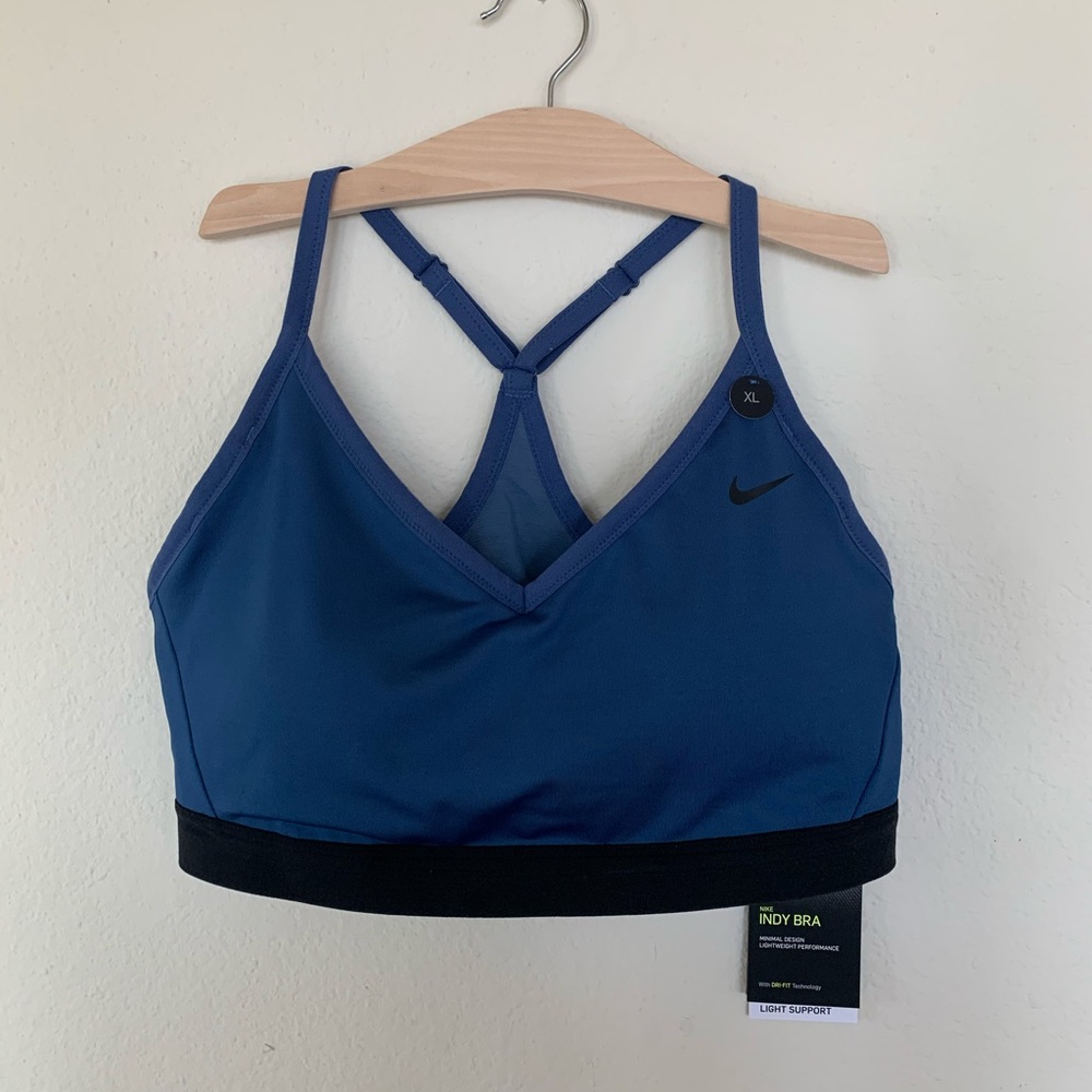 NWT Nike Indy Sports Bra